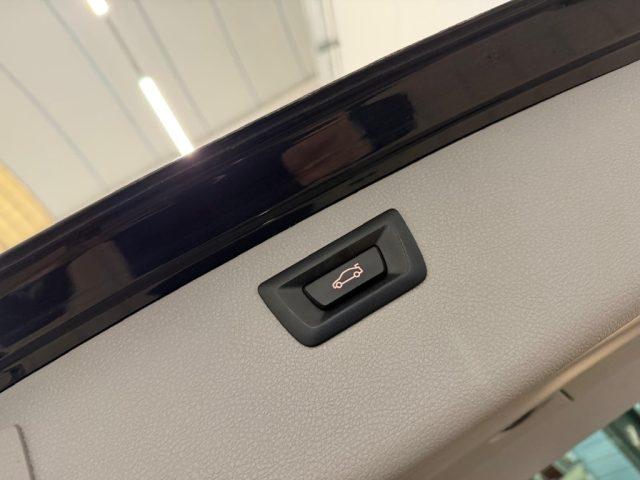 BMW 320 d Sport //LED//NAVI//