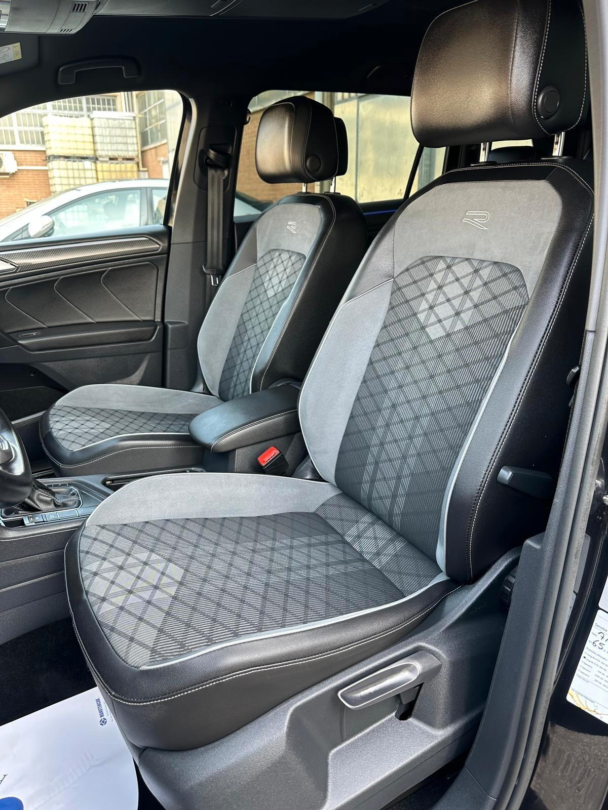 Volkswagen Tiguan Allspace 2.0 TDI SCR DSG R-Line 7 posti