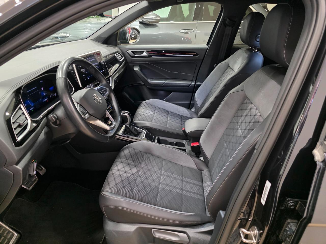 Volkswagen T-Roc 2.0 TDI SCR 150 CV DSG R-Line