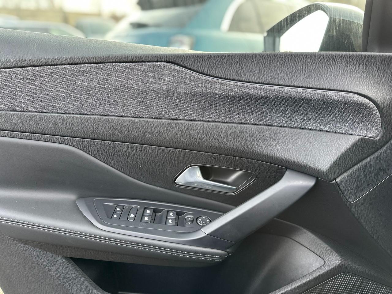 PEUGEOT 408 - 408 1.2 puretech Allure s&s 130cv eat8