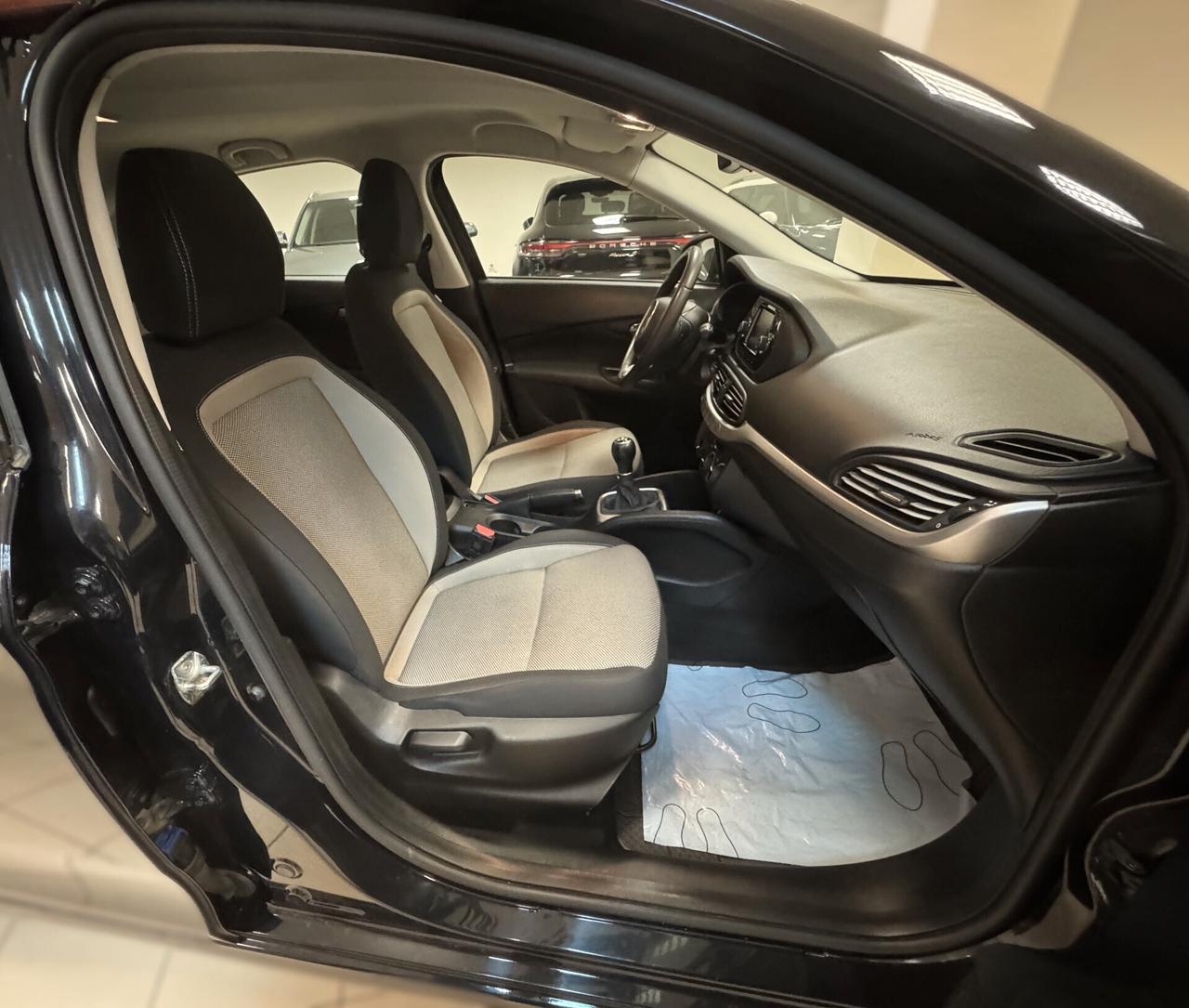 Fiat Tipo 1.3 Mjt 4 porte Easy