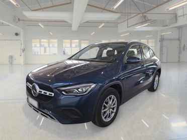 MERCEDES-BENZ GLA 200 D AUTOMATICO BUSINESS EXTRA CROSSOVER