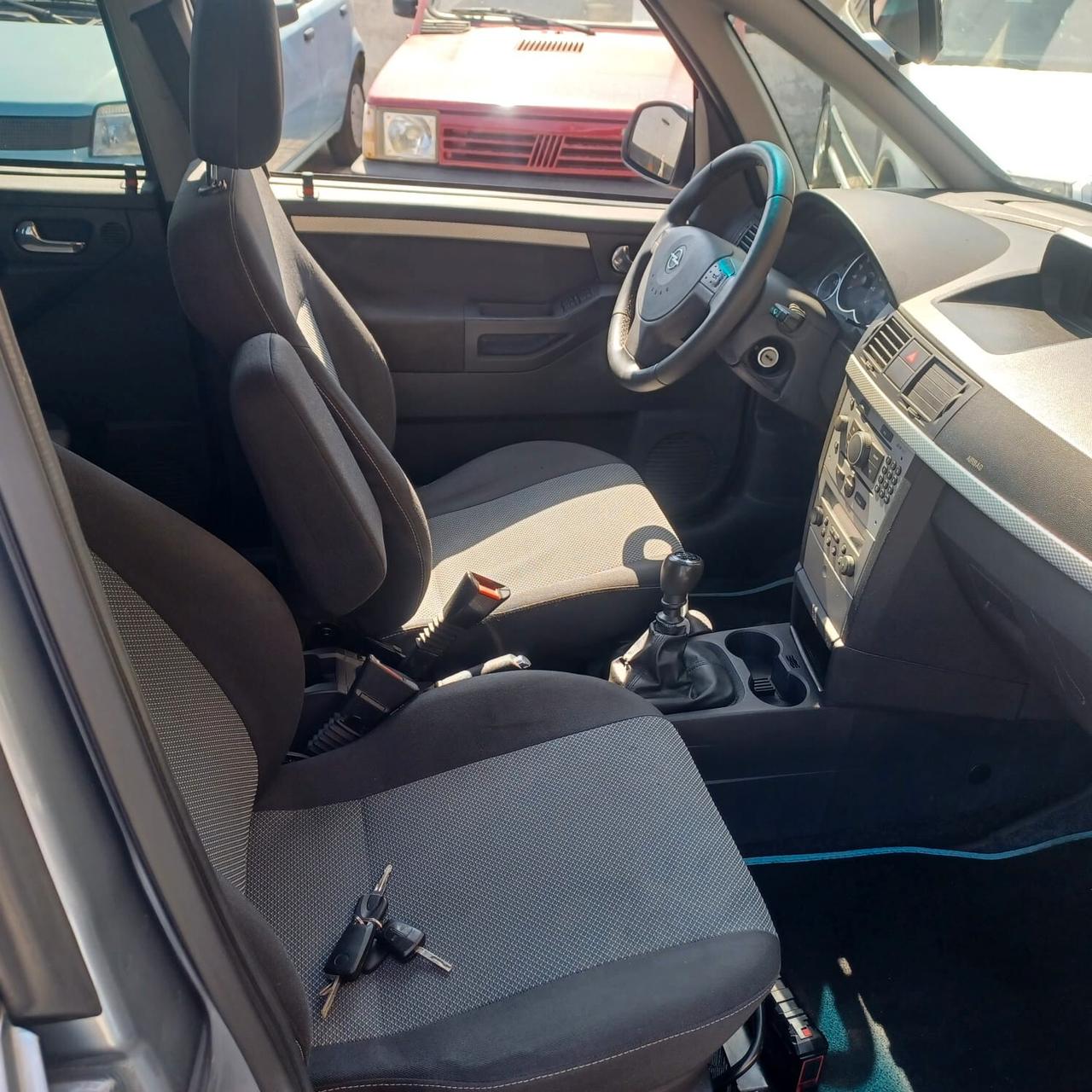 ECONOMICA MERIVA 1.7 CDI 177.288 KM