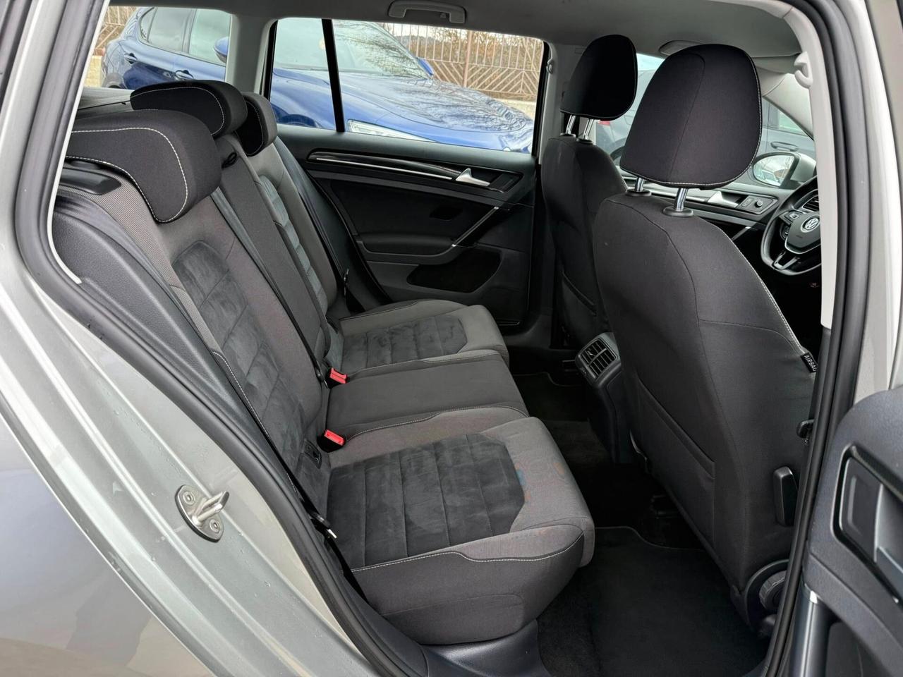 Volkswagen Golf Variant 1.6 TDI 105 CV Highline -UnicoP-