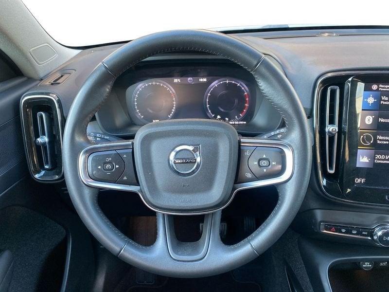 Volvo XC40 1.5 t3 Momentum Pro 163cv auto my21