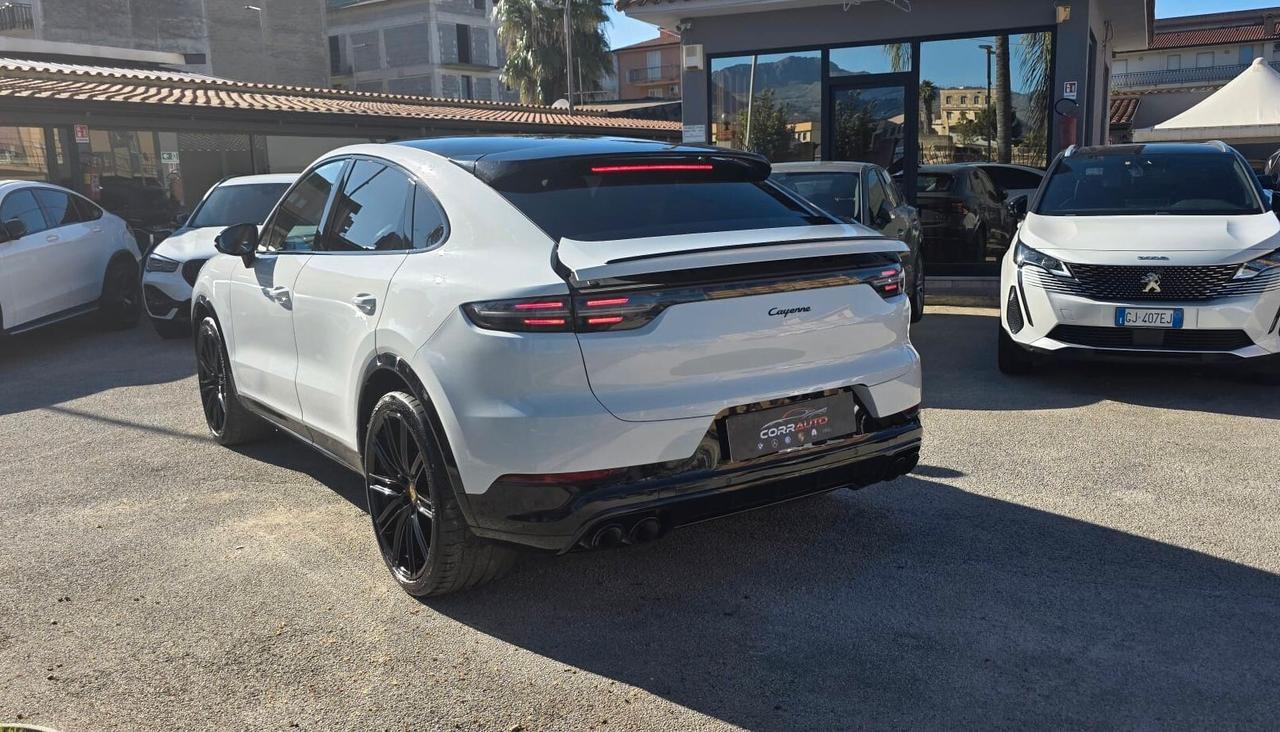 Porsche Cayenne Coupé 3.0 V6 TETTO