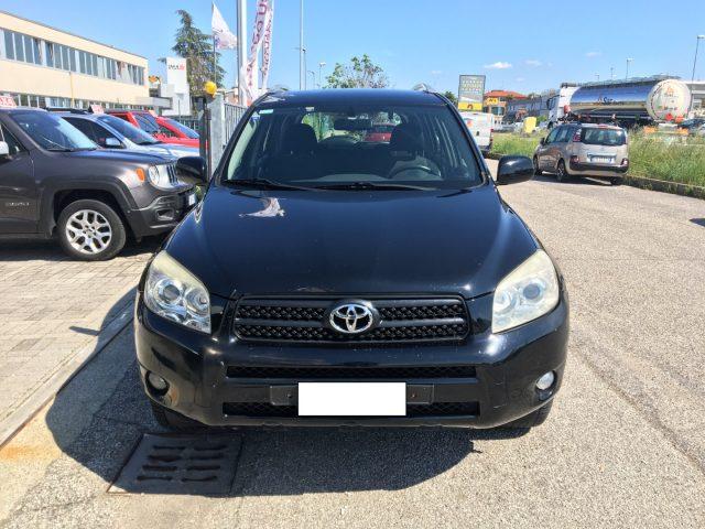 TOYOTA RAV 4 2.2 D-4D 136 CV Sol