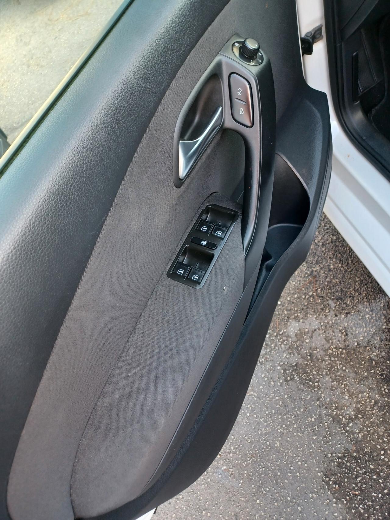 Volkswagen Polo 1.2 Benzina 5 porte Trendline