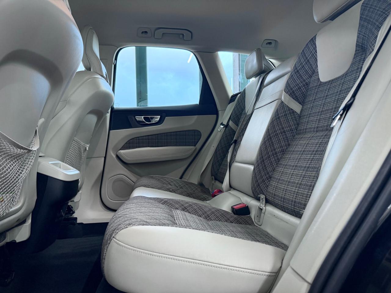 Volvo XC 60 XC60 D4 AWD Geartronic Business