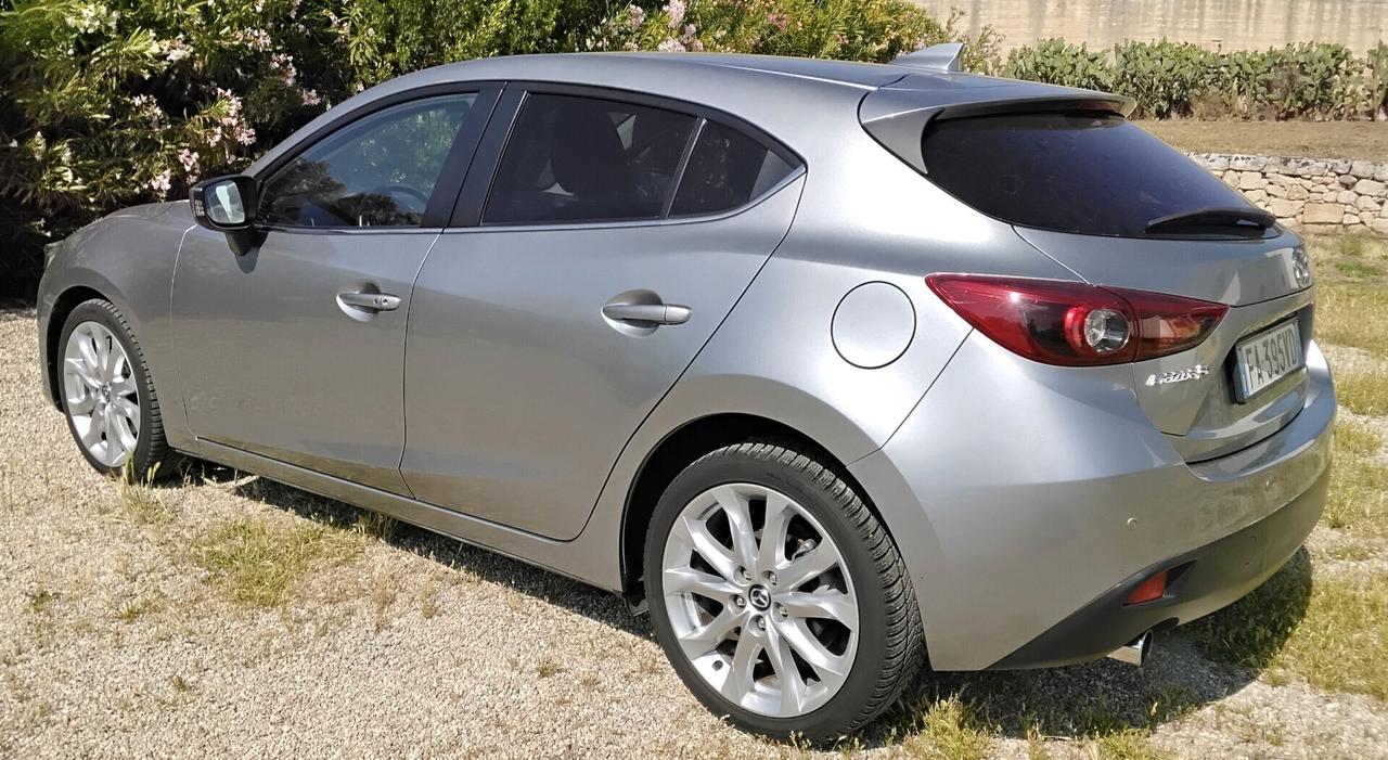 Mazda 3 Mazda3 2.2 Skyactiv-D Exceed