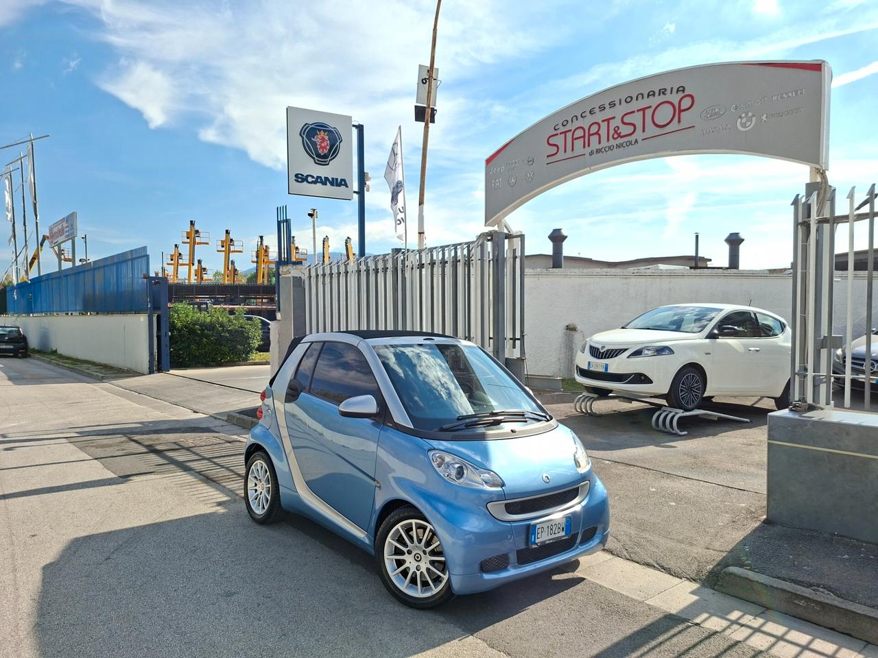 Smart ForTwo 1000 52 kW MHD cabrio passion SERVOSTERZO