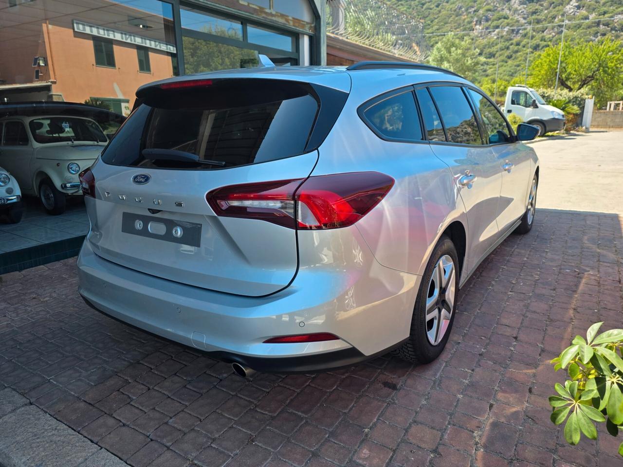 Ford Focus 1.5 tdci 120 CV automatico SW Business