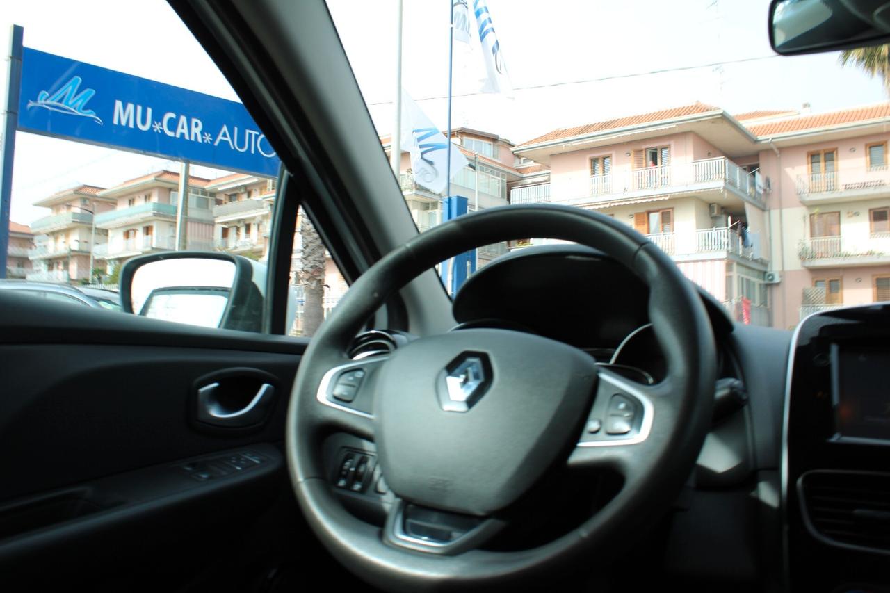 Renault Clio dCi 8V 75 CV 5 porte Duel
