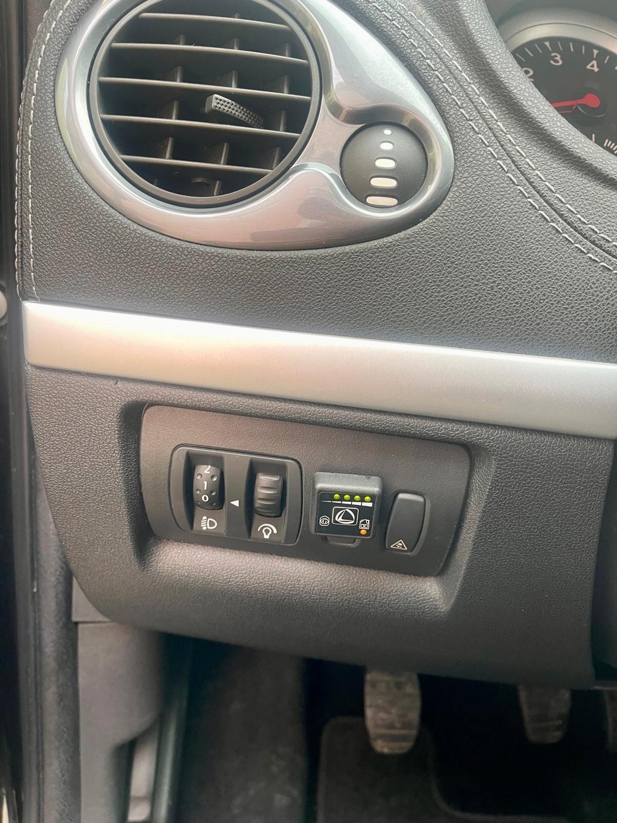 Renault Clio 1.2 Turbo GPL 16V 3 porte 20th Anniversario