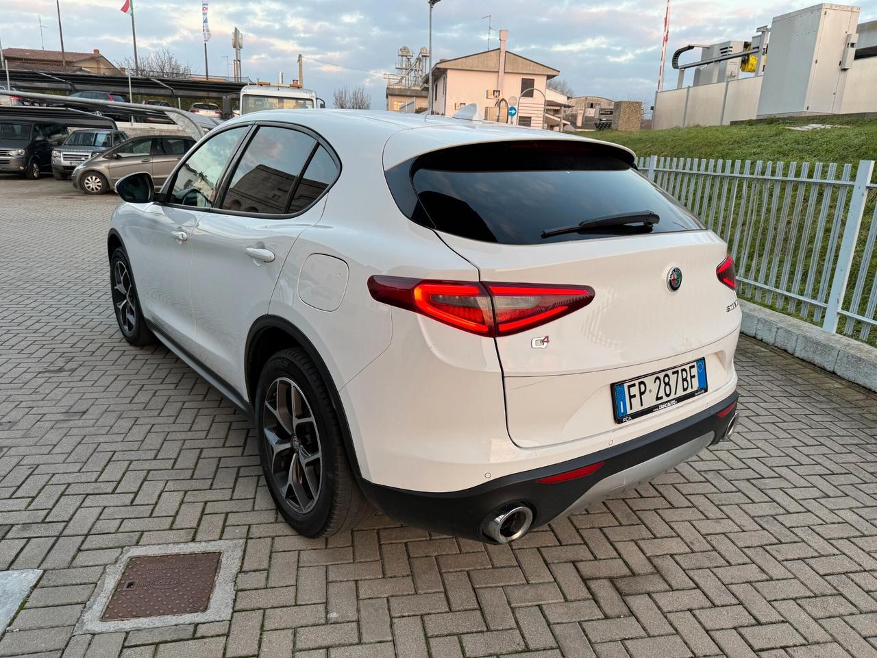 Alfa Romeo Stelvio 2.2 Turbodiesel 210 CV AT8 Q4 Business
