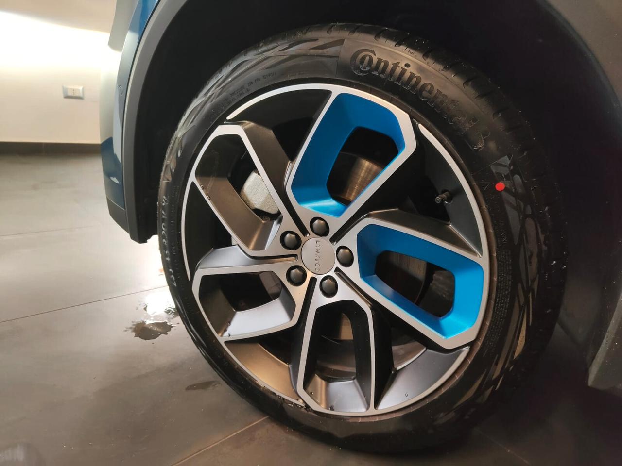 Lynk&co 01 PHEV Tetto Apribile