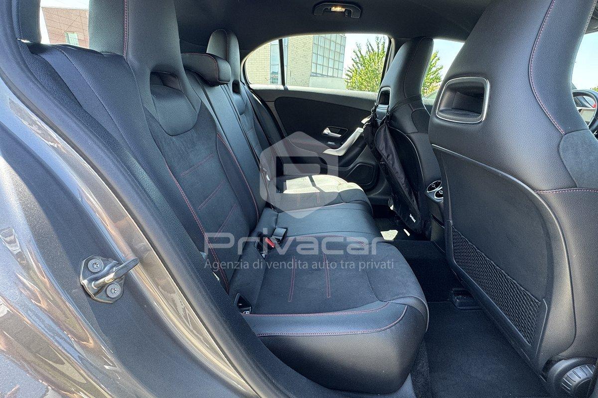 MERCEDES A 180 d Automatic Premium