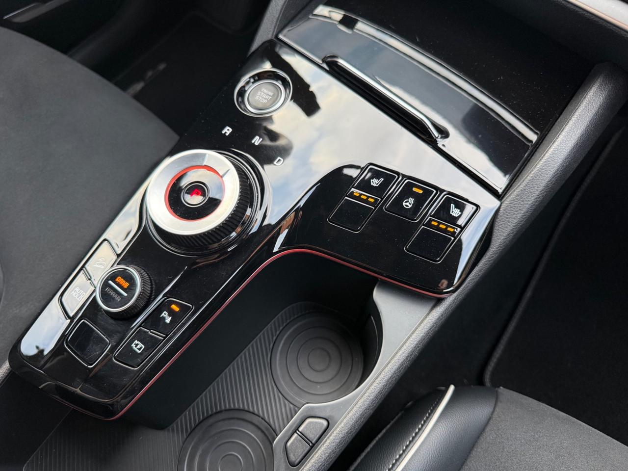 Kia Sportage 1.6 TGDi HEV AWD AT GT-line