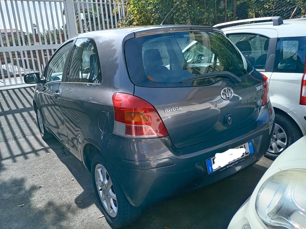 Toyota Yaris 1.3 3 porte