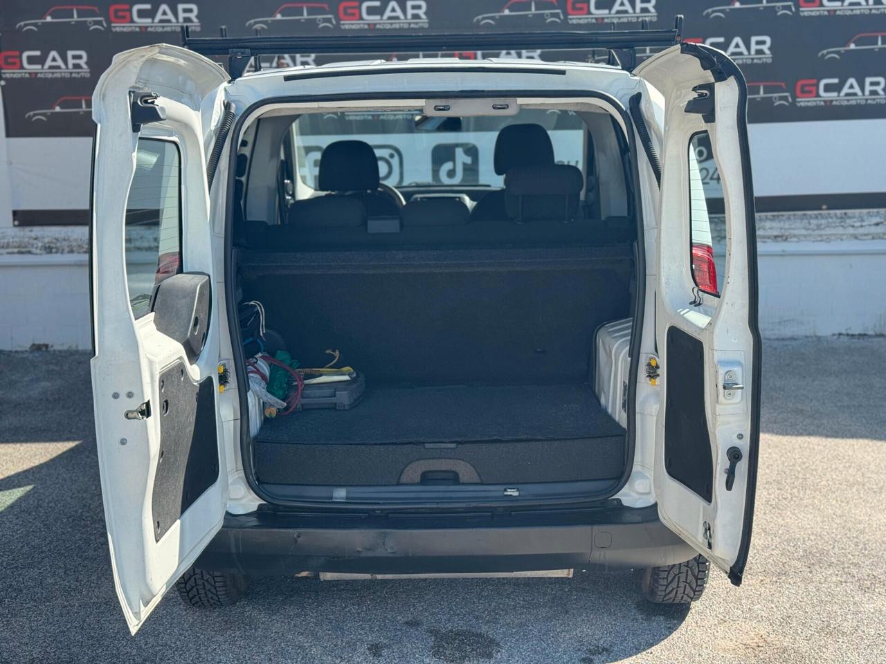 Fiat Fiorino 1.4 8V Combi Semivetrato Natural Power SX