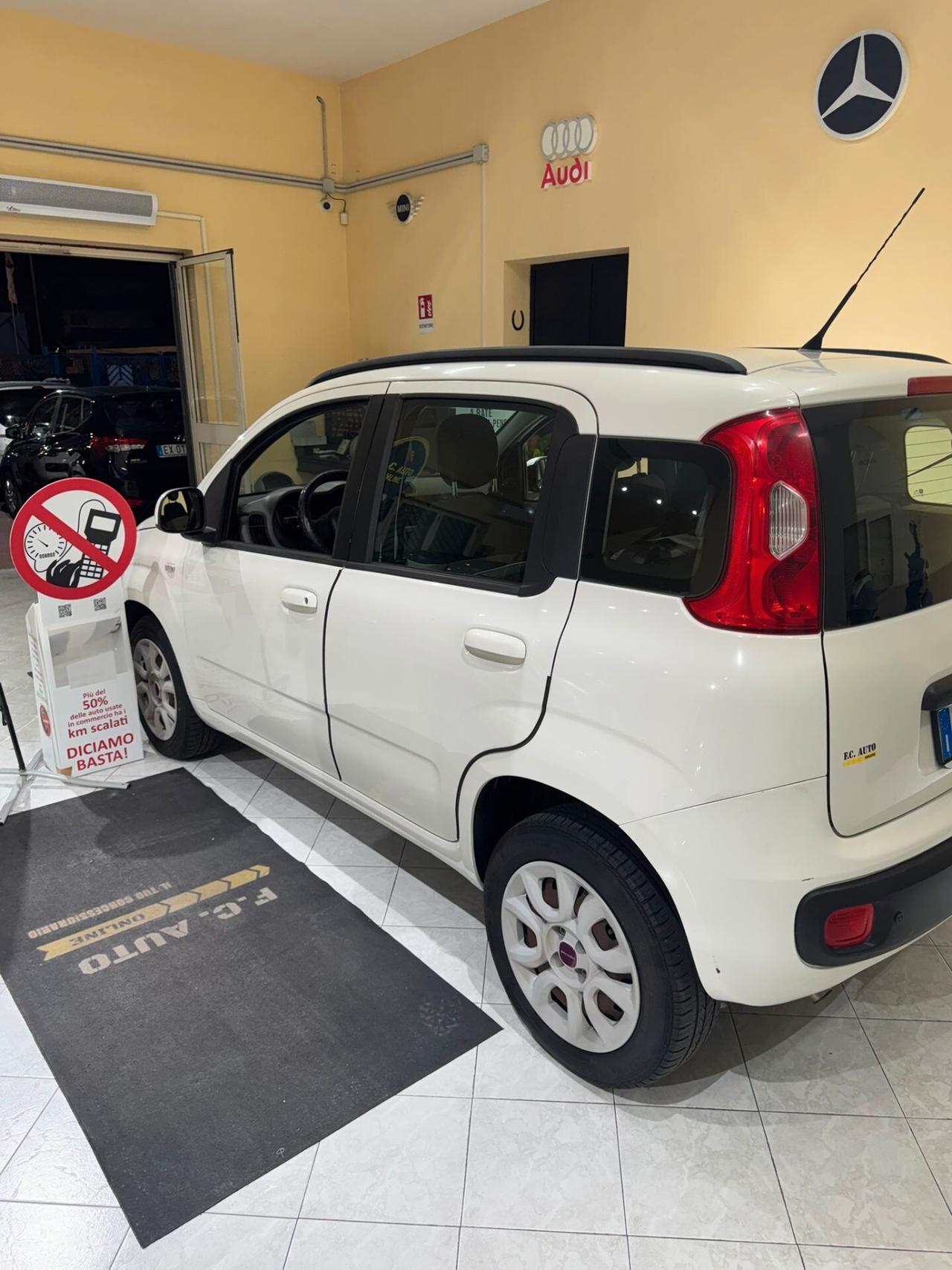 Fiat Panda 0.9 TwinAir Turbo Natural Power Lounge