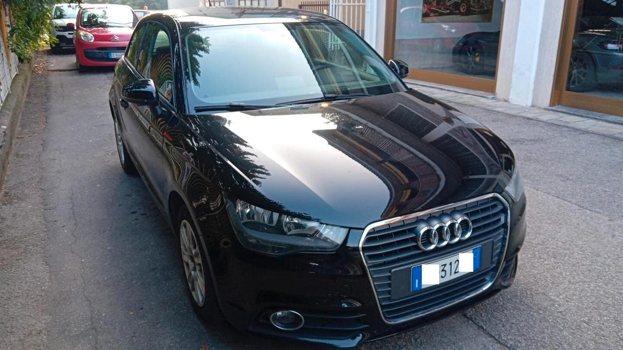 Audi A1 1.2 TFSI -3 PORTE-