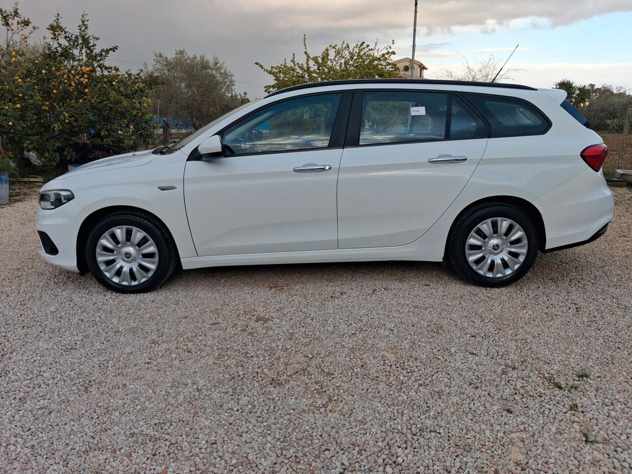 Fiat Tipo sw 1.600cc 120 cv anno 2018