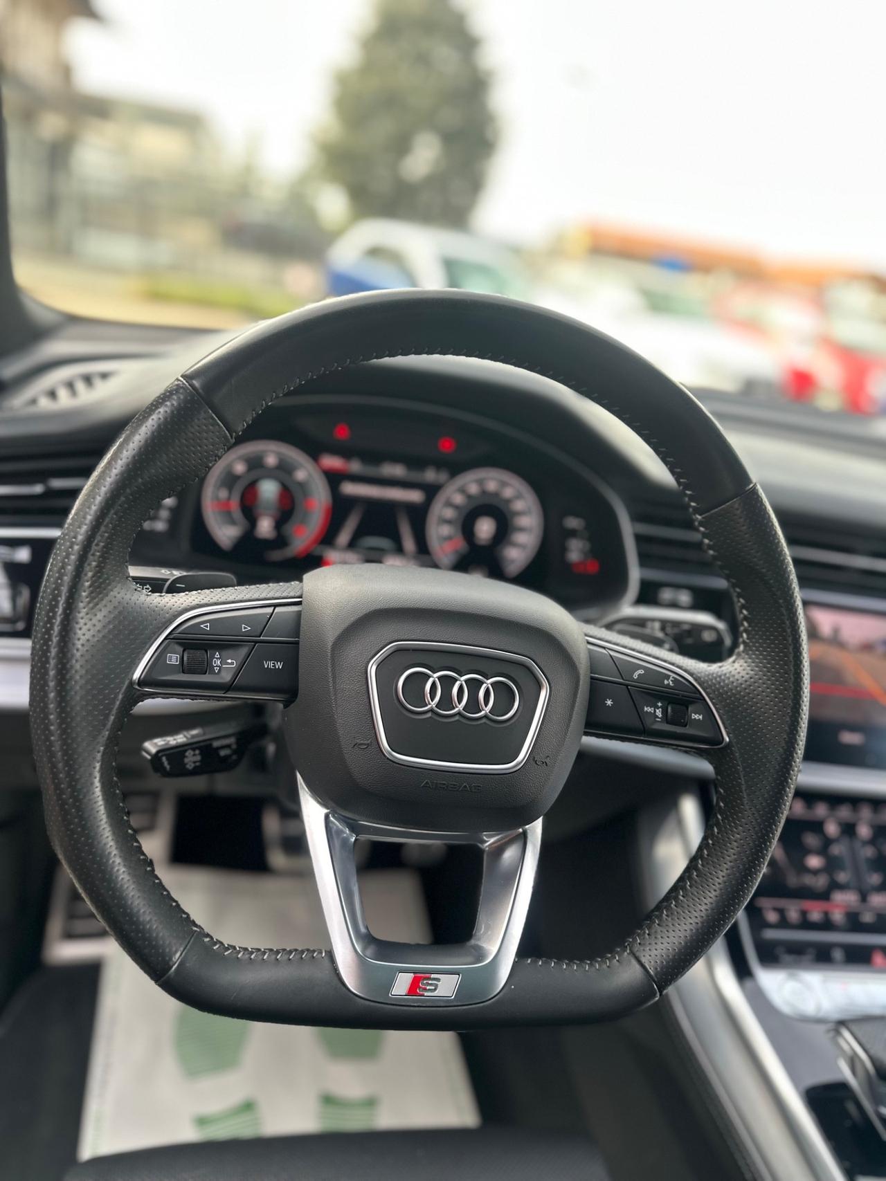 Audi Q8 50 TDI 286 CV quattro tiptronic