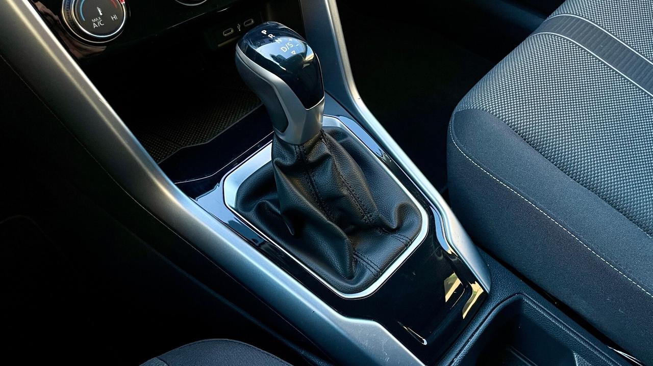 VOLKSWAGEN T-ROC 2.0 TDI SCR DSG STYLE 150CV - FULL LED, VIRTUAL COCKPIT