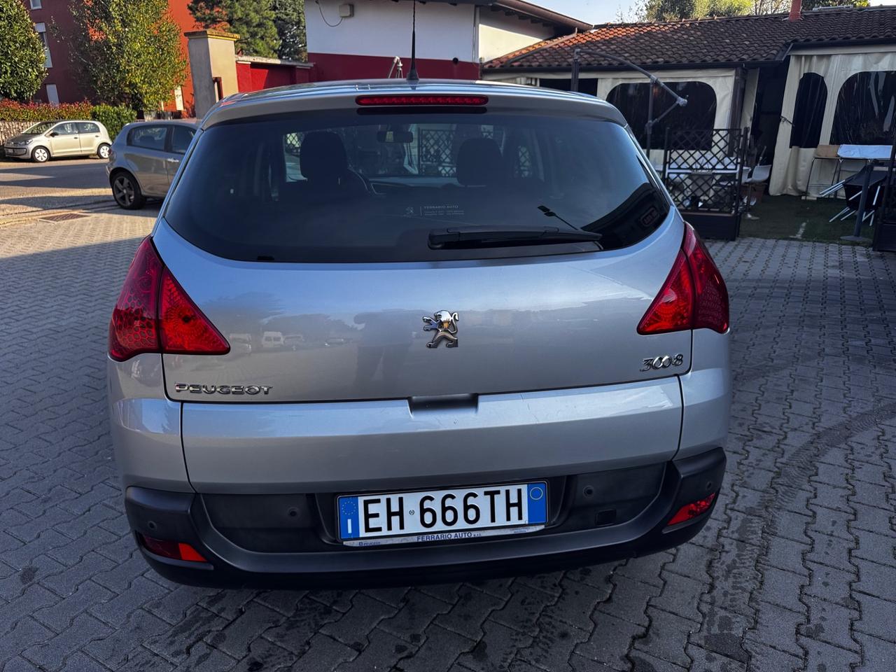 Peugeot 3008 1.6 HDi 112CV 96000km