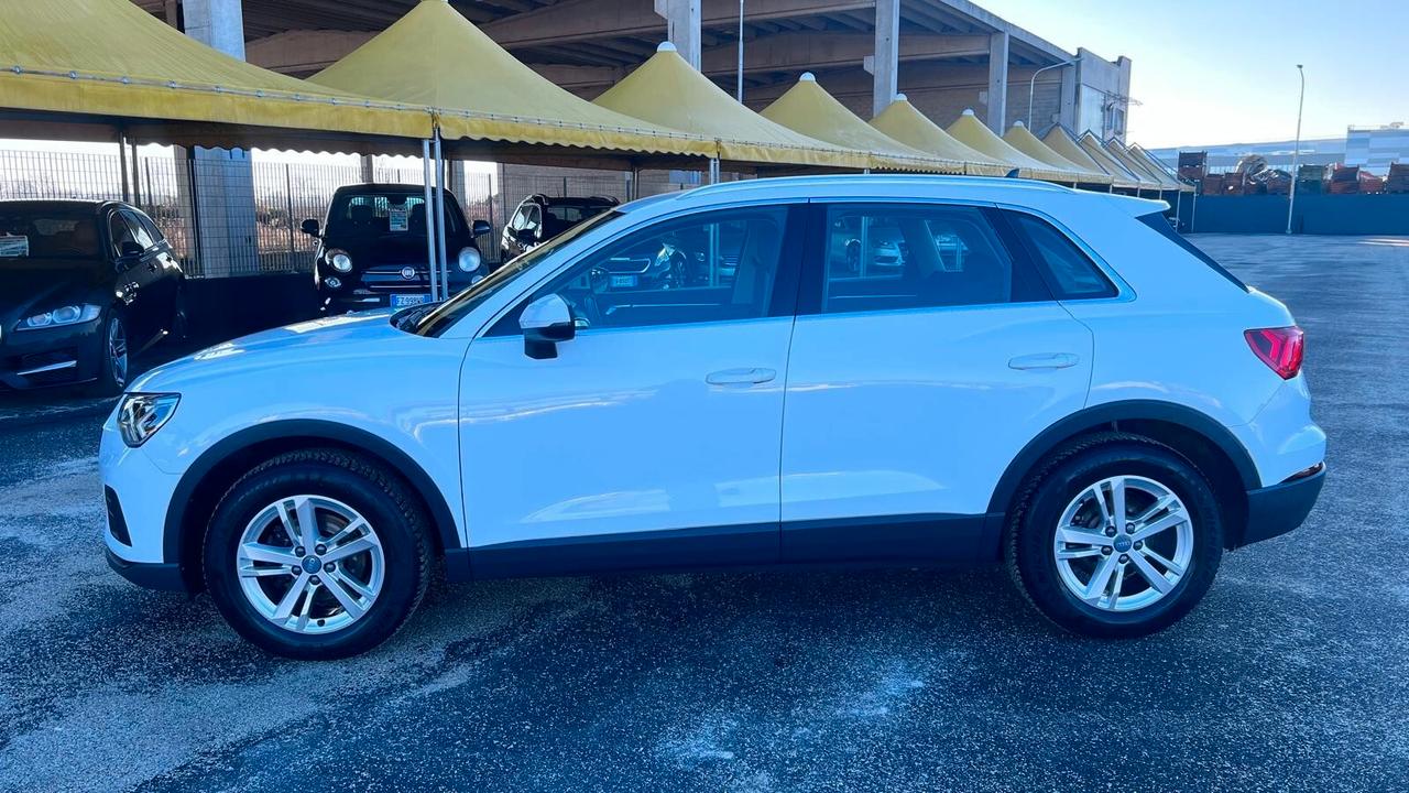 Audi Q3 2.0 TDI 150 CV S tronic Business