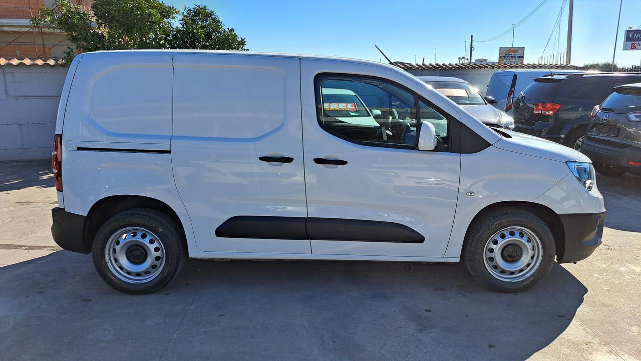 Opel Combo 1.5 D 100 CV