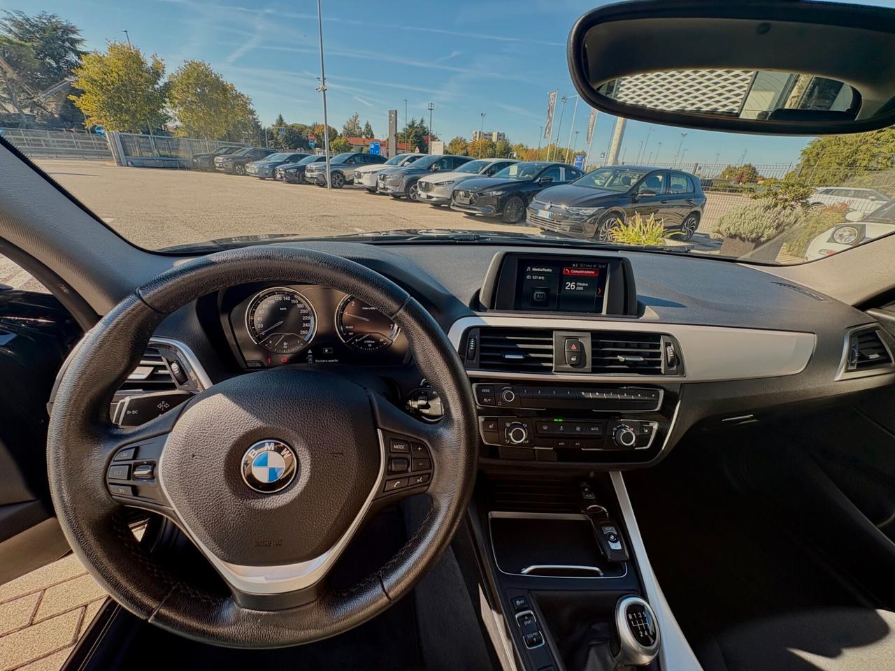 Bmw 118 Serie 1 - 118i 5p. 136cv Doppio treno di Cerchi / Gomme