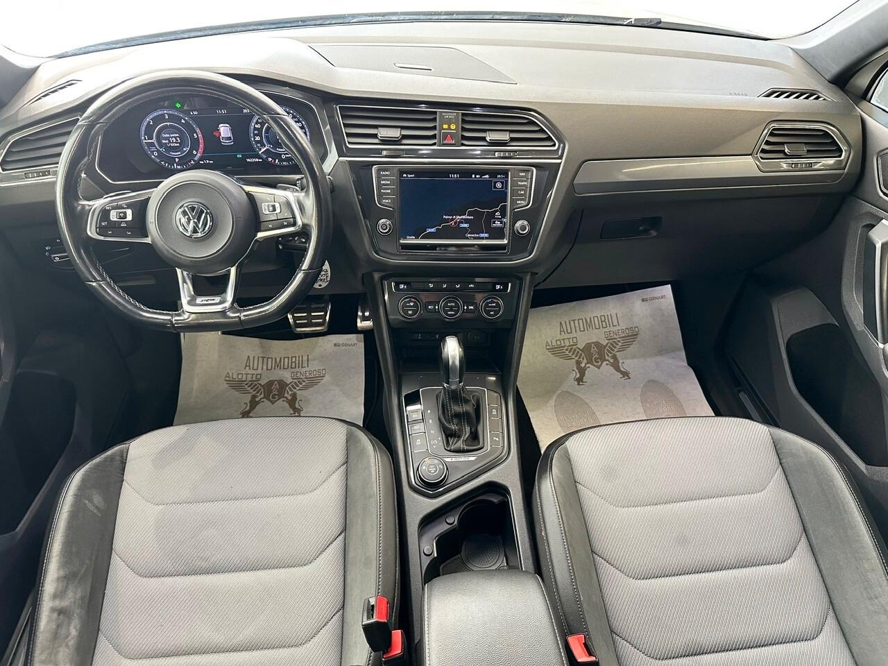 Volkswagen Tiguan 2.0 240CV DSG 4MOTION R-Line 2017