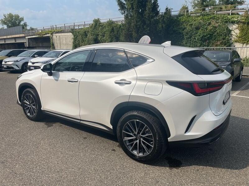 Lexus NX NX 450 Plug-in 4WD Premium
