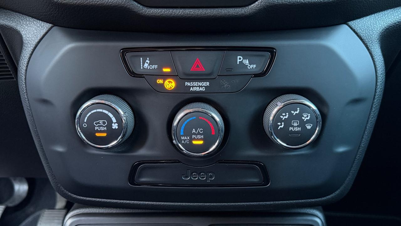 JEEP RENEGADE 1.6 LONGITUDE MJT 130CV - NEOPATENTATI