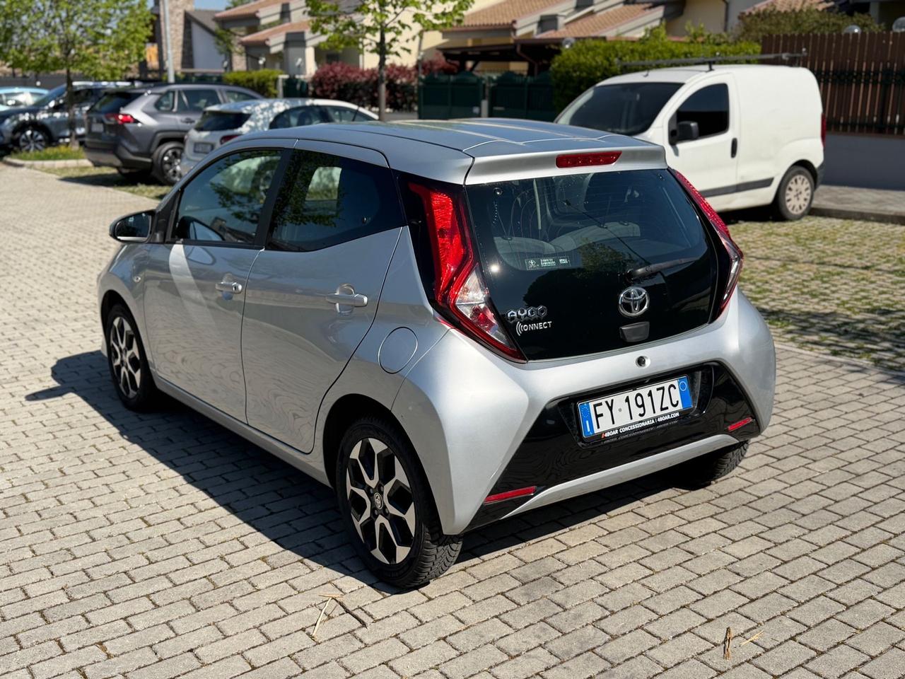 Toyota Aygo Connect 1.0 *NEOPATENTATI*