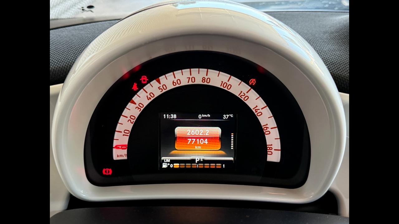 SMART Forfour II 2015 - Forfour 1.0 Passion 71cv twinamic