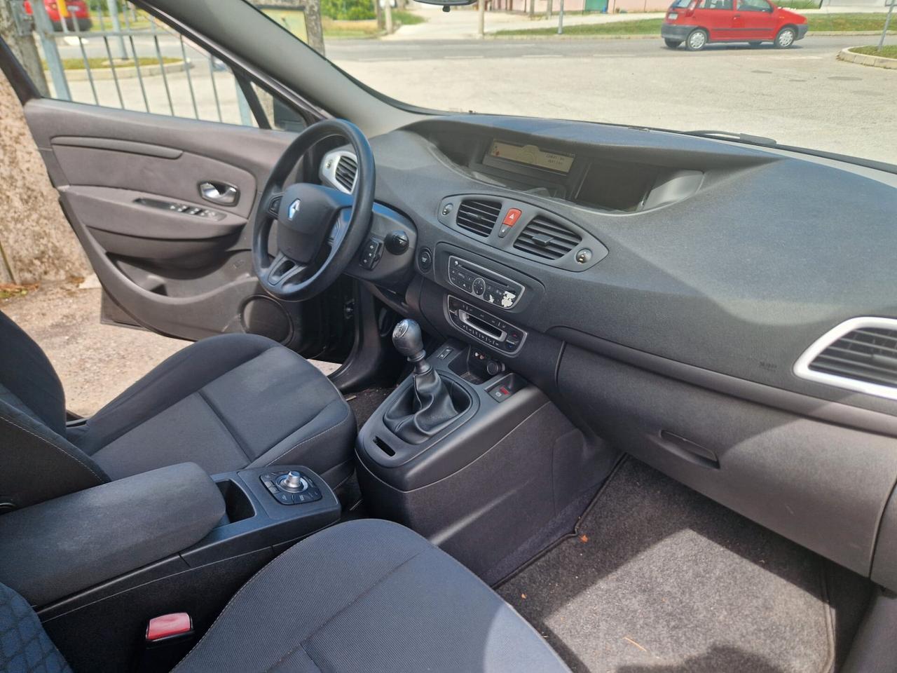 Renault Scenic Scénic X-Mod 1.5 dCi 110CV Dynamique