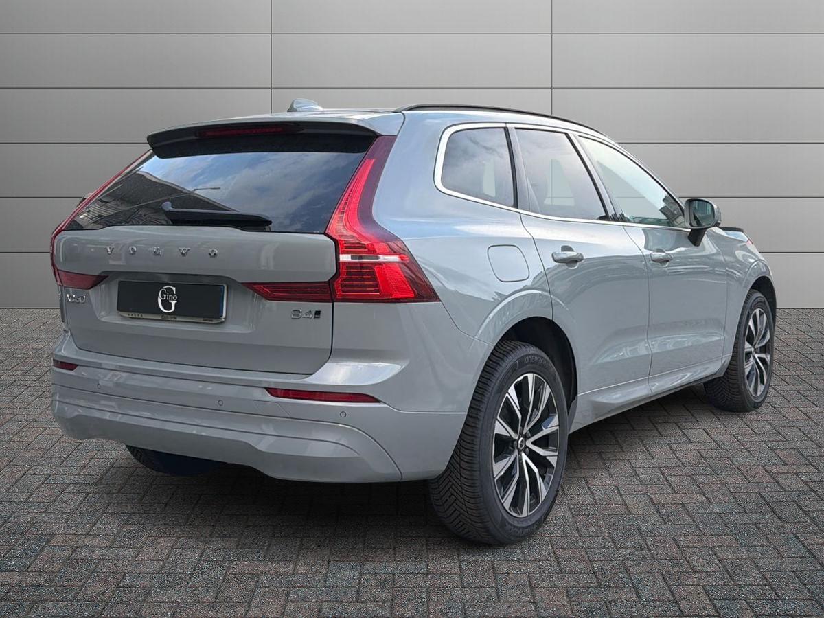 VOLVO XC60 2.0 b4 Core awd auto