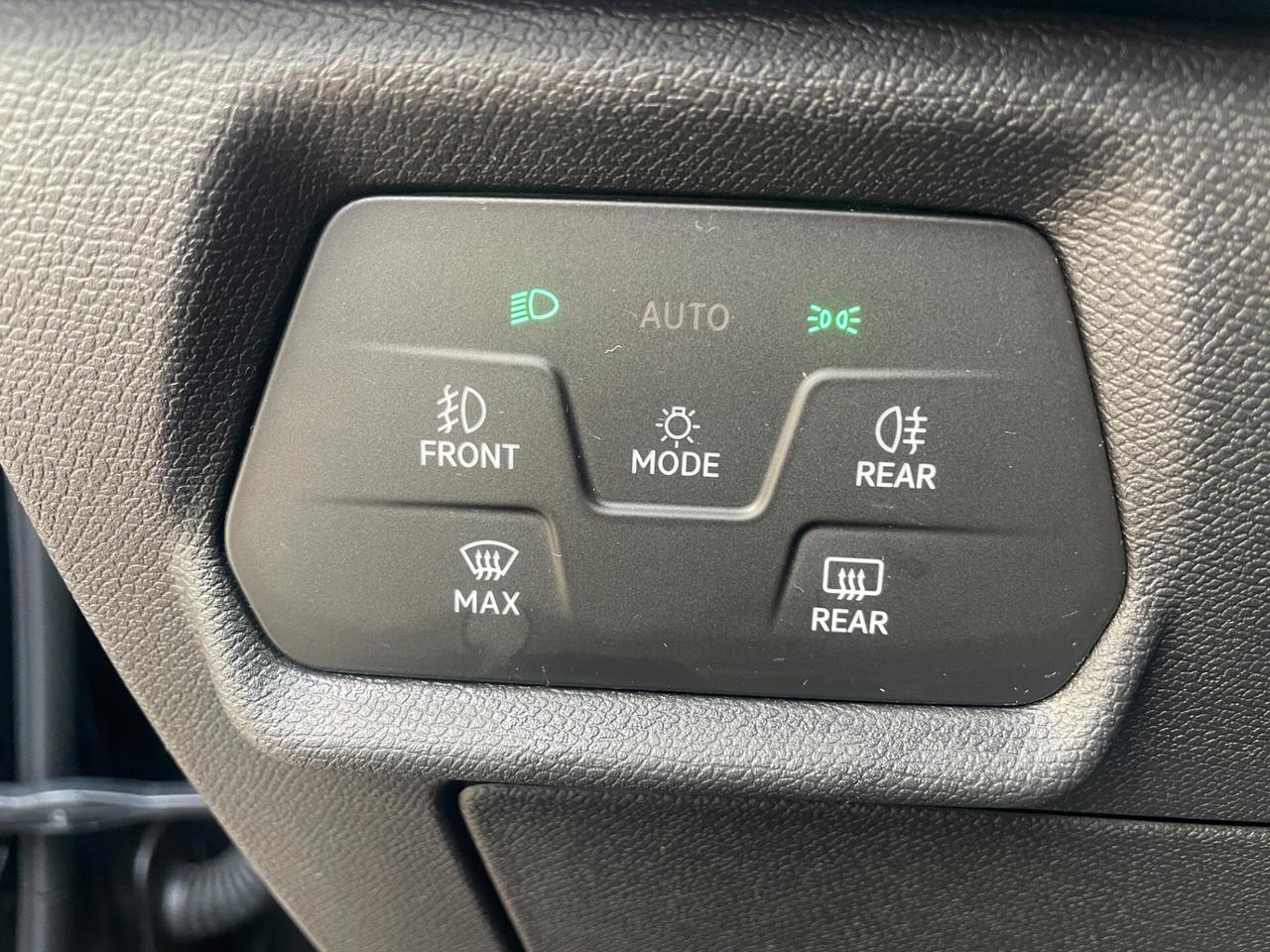 Seat Leon Sportstourer 1.0 eTSI 110 CV DSG Business