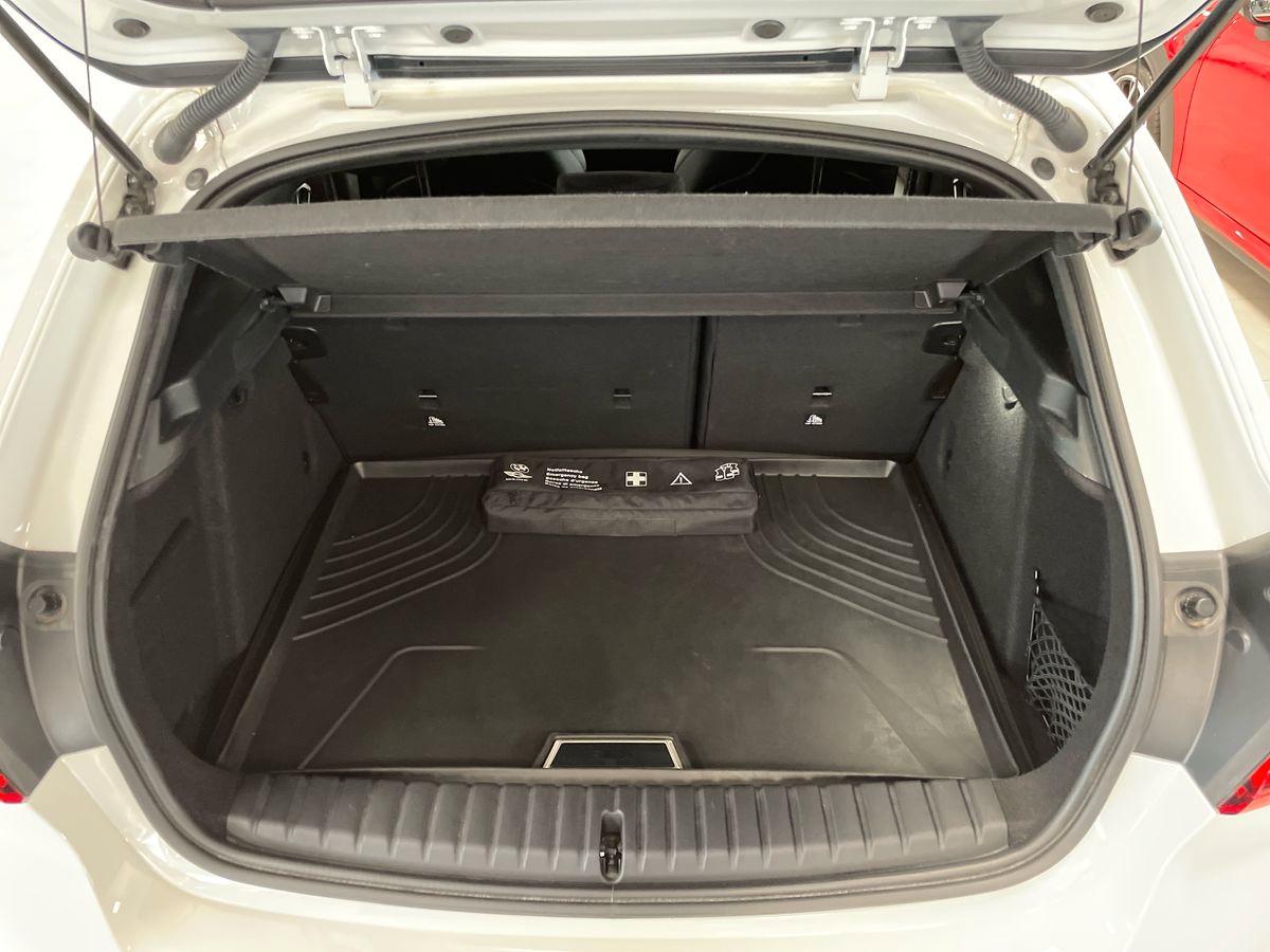 BMW Serie 1 F40 - 118d Msport auto