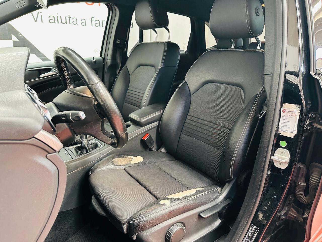 Mercedes-benz B 200d 136cv Night edition Sport F.L