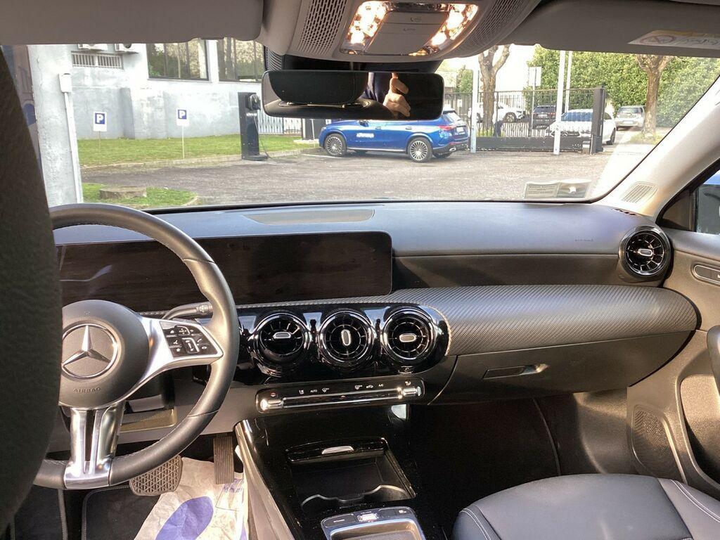 Mercedes Classe A 180 180 D Advanced 8G-DCT