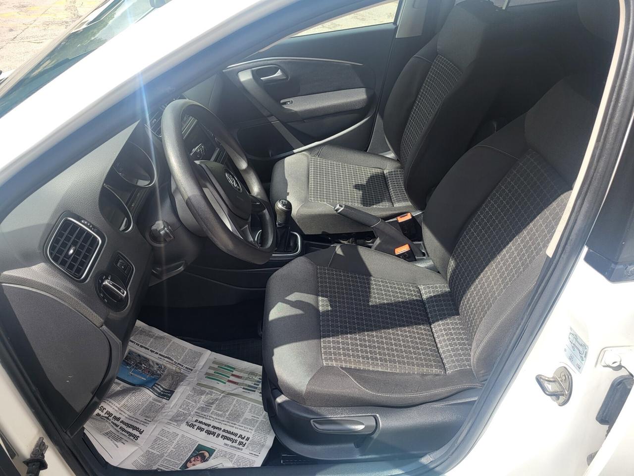 VOLKSWAGEN POLO 1,4 TDI-UNICO PROP-EURO 6-3 REVISI