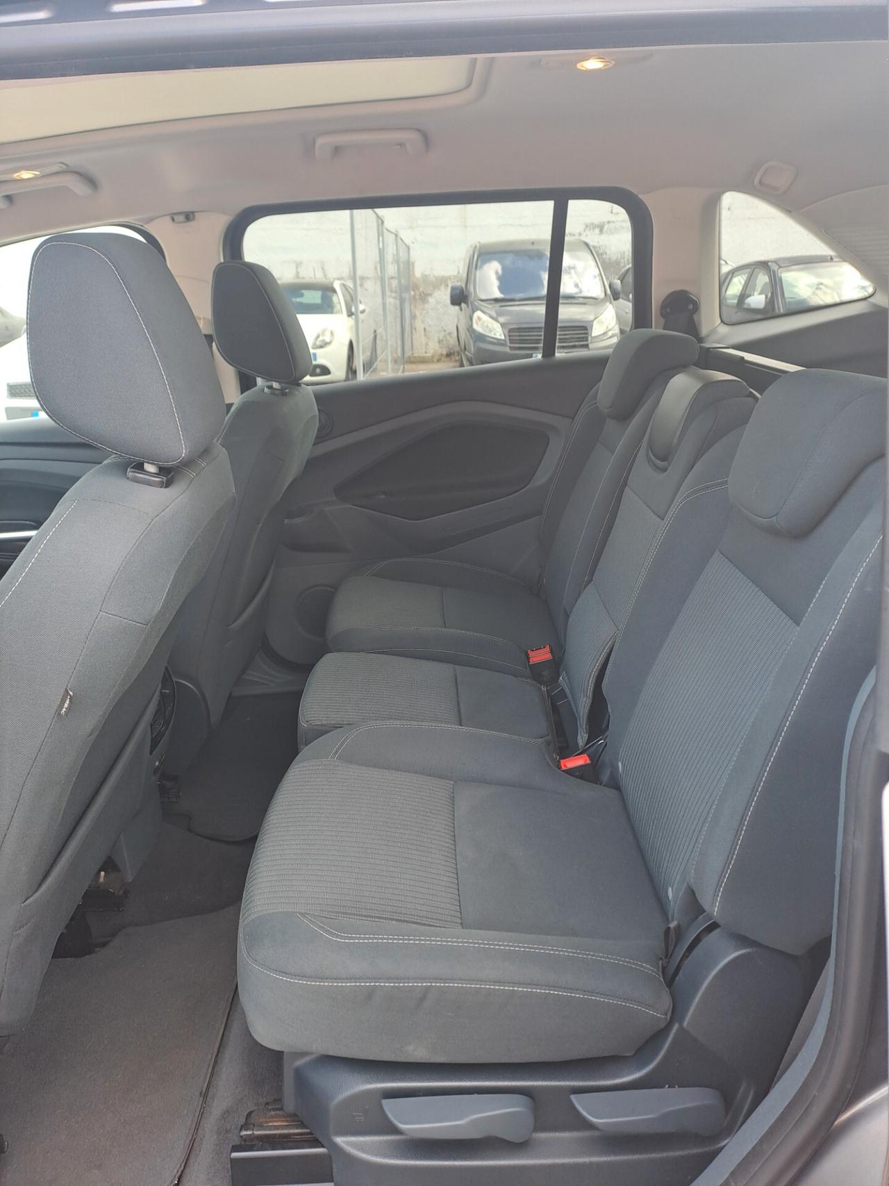Ford C-Max 2.0 TDCi 163CV Powershift Titanium