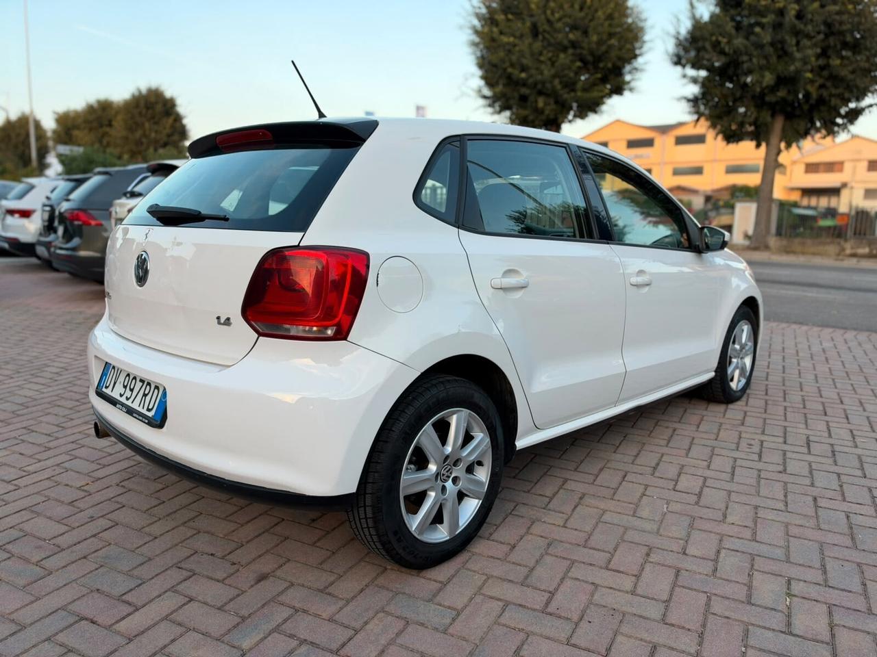 Volkswagen Polo 1.4 DSG 5 porte Highline