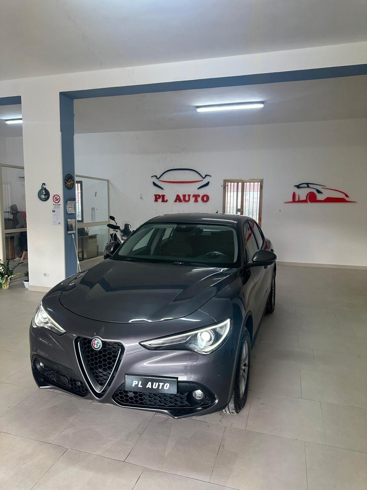 Alfa Romeo Stelvio 2.2 Turbodiesel 210 CV AT8 Q4 Executive