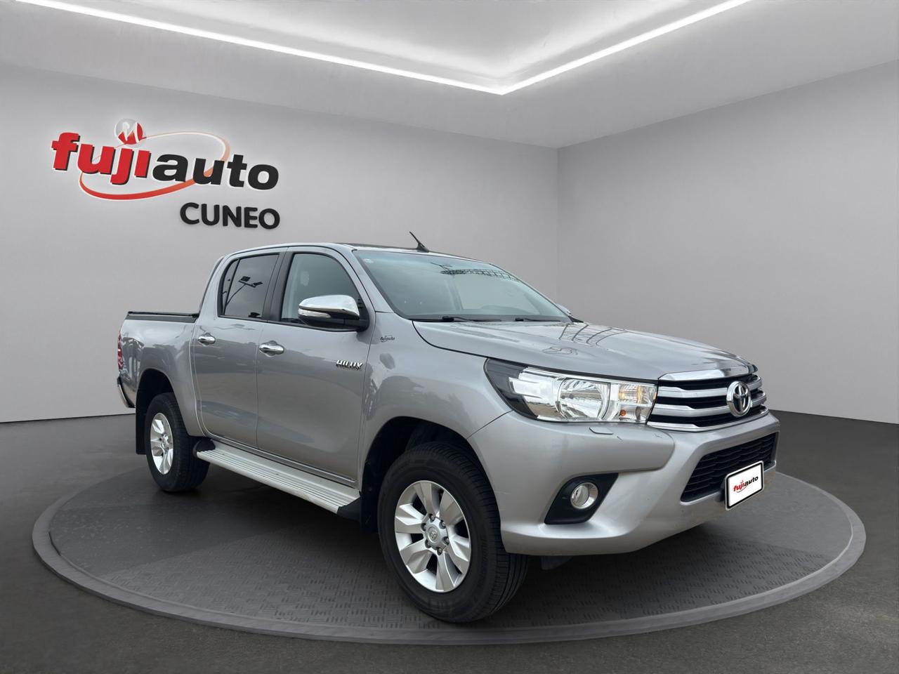 Toyota Hilux 2.4 d-4d double cab Lounge 4wd
