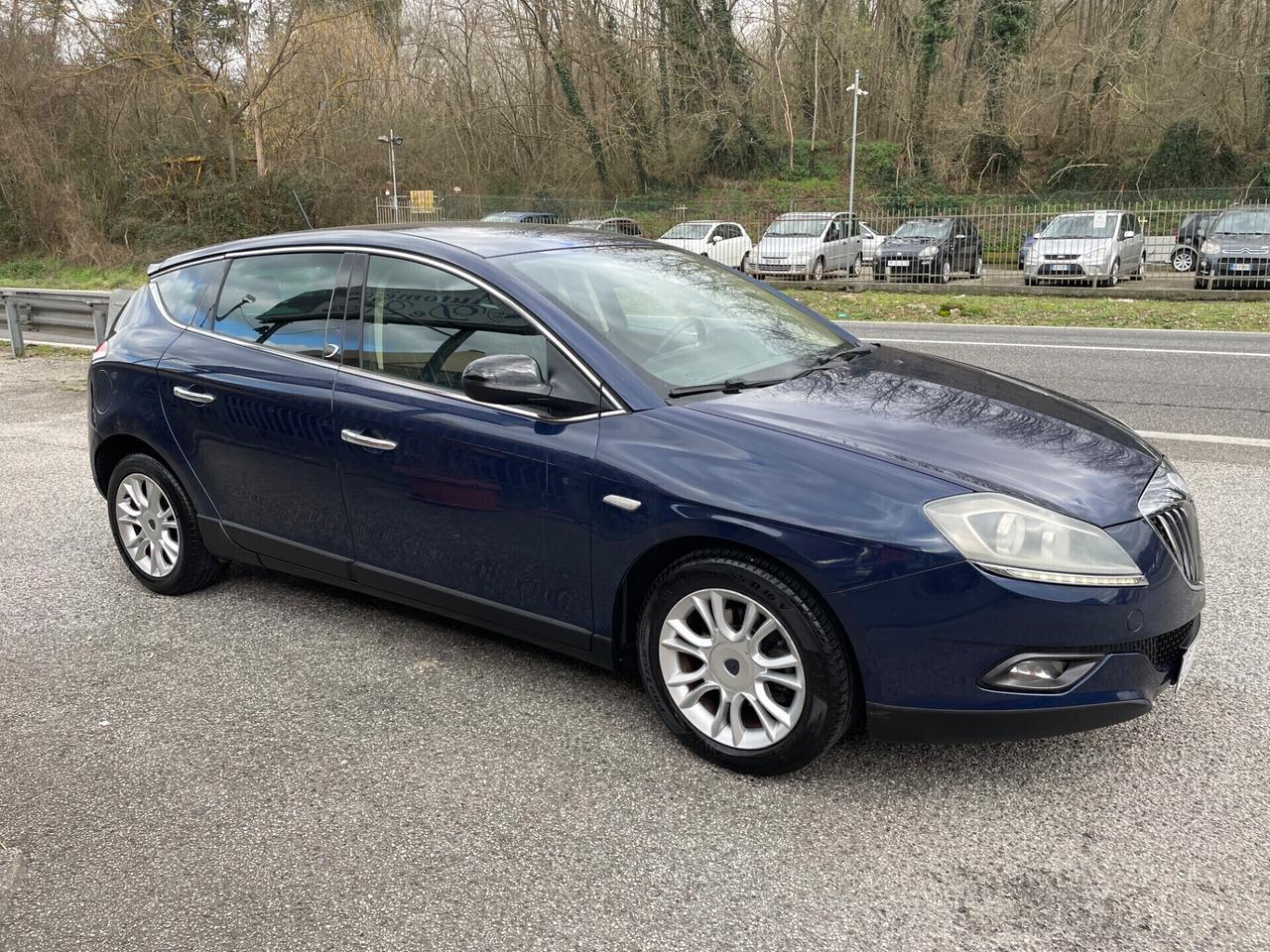 Lancia Delta 1.6 MJT DPF Silver